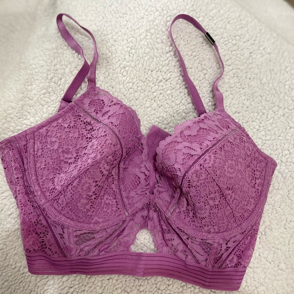 Victoria’s Secret Very Sexy Plunge Bra 34DD NWT